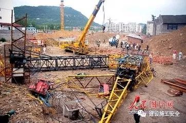 塔吊坍塌事故最新报道及分析，27日最新消息揭秘事故真相