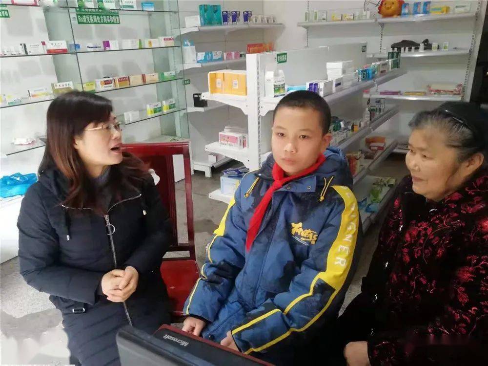 关于动车最新动态下的争议与观点探讨，聚焦在27日的最新动态