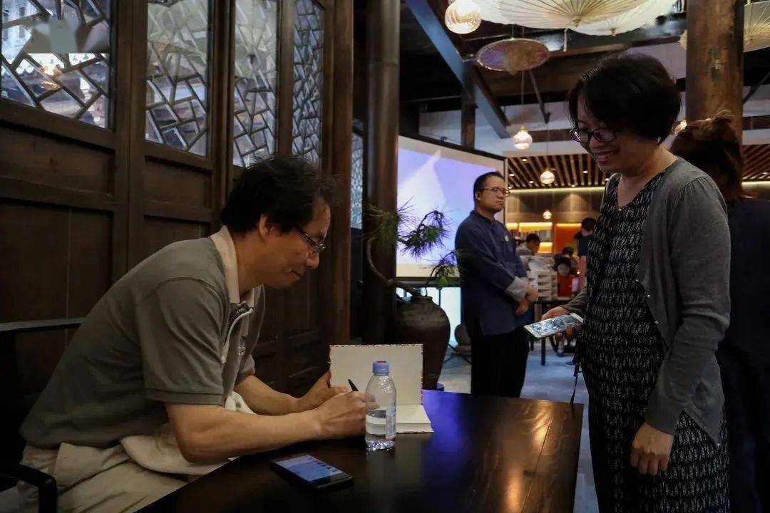 探秘小巷深处的隐藏宝藏，杨琪特色小店之旅揭秘