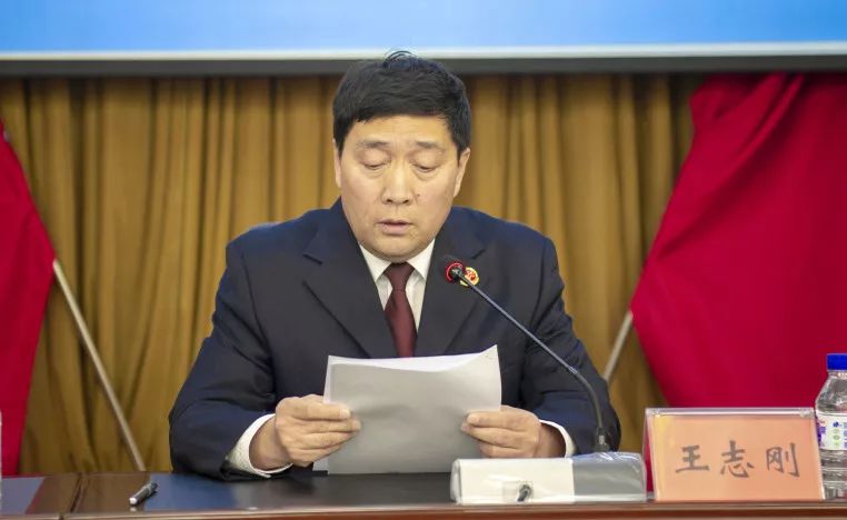 网红王波饮酒告别世界，友情长存于日常酒逢知己间