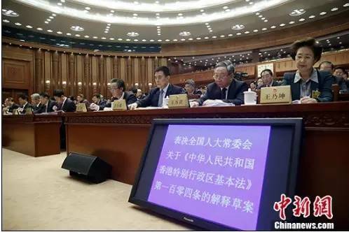 11月5日法律热点与高科技产品革新，重塑法治生活新纪元