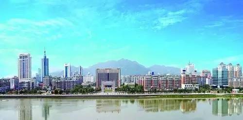 清远四大馆暖心日常，奇遇与温情的交织（11月6日最新）