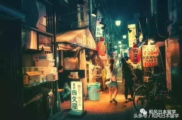 朗读者之夜，探秘隐藏版特色小店，小巷深处的独特风味