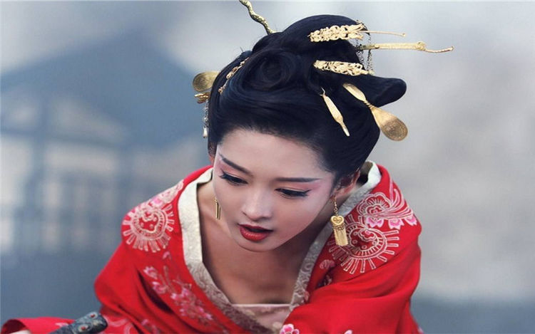 宋小女新月之旅，变化的力量与自信成就感的绽放