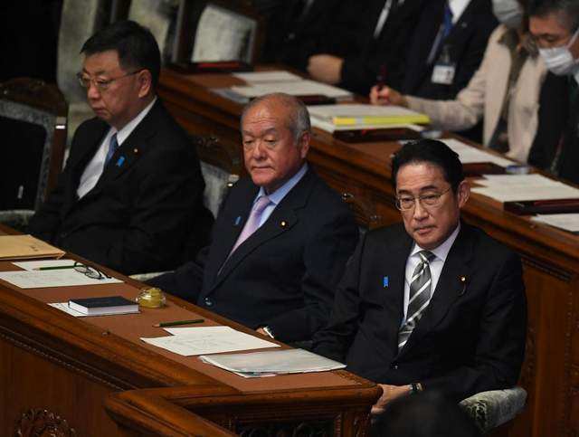 历史上的11月10日，王福重处理结果及其多维解读