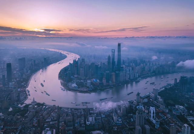城市等级划分与心灵之旅，探索自然美景，寻找内心宁静之道