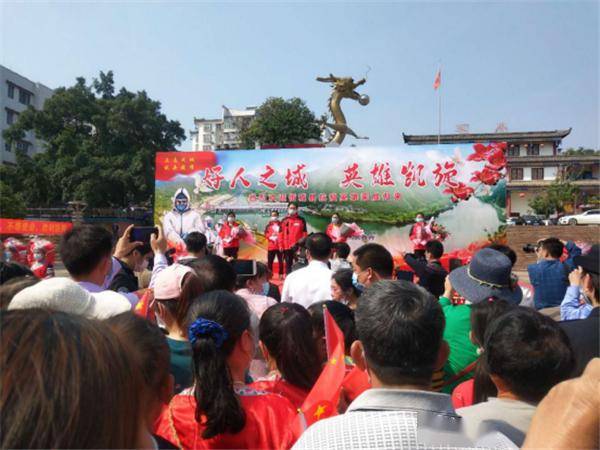 忻城县安东乡2024年11月14日新闻回顾，日常温情与欢乐时光