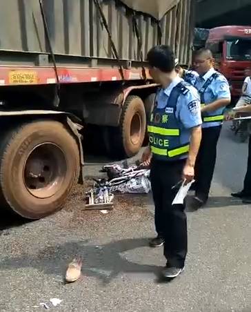 温馨车祸背后的友情故事，唐山今日车祸最新消息与往事回顾