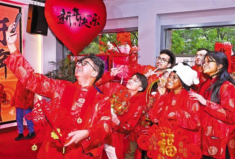 历史上的11月14日结婚布置的发展与变迁，从过去到现在的新款结婚布置潮流