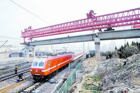 郑州铁路局最新动态，自然之旅启程，探寻心灵宁静之地