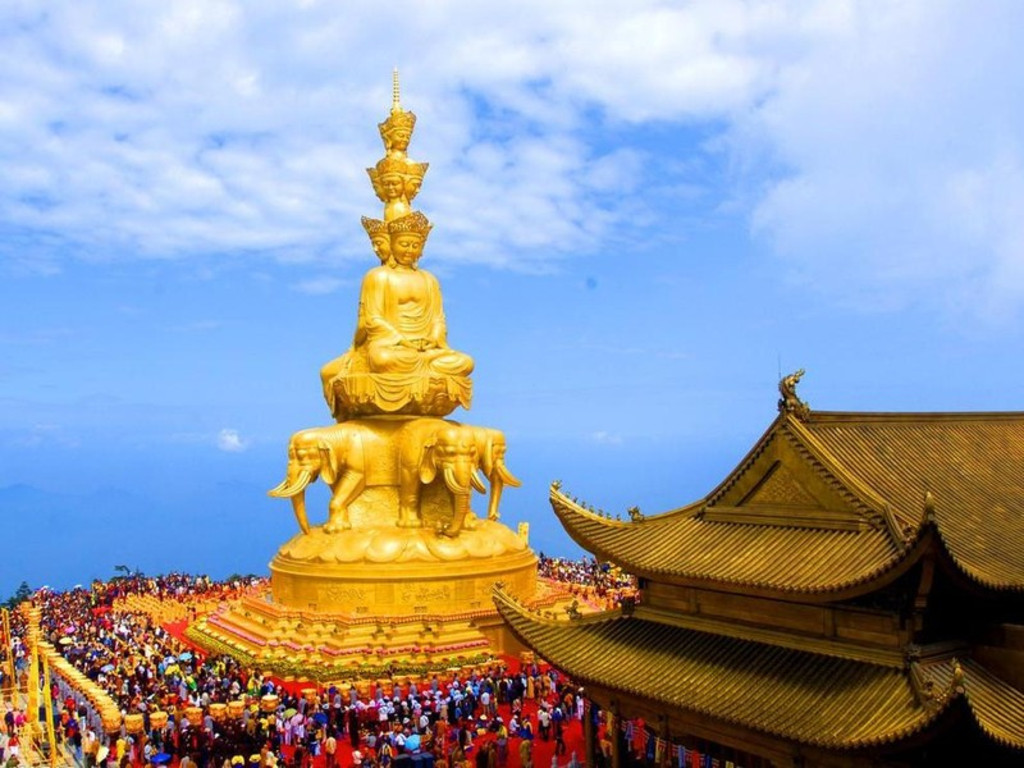 揭秘，成都峨眉山高科技产品盛宴，沉浸式体验科技魅力！