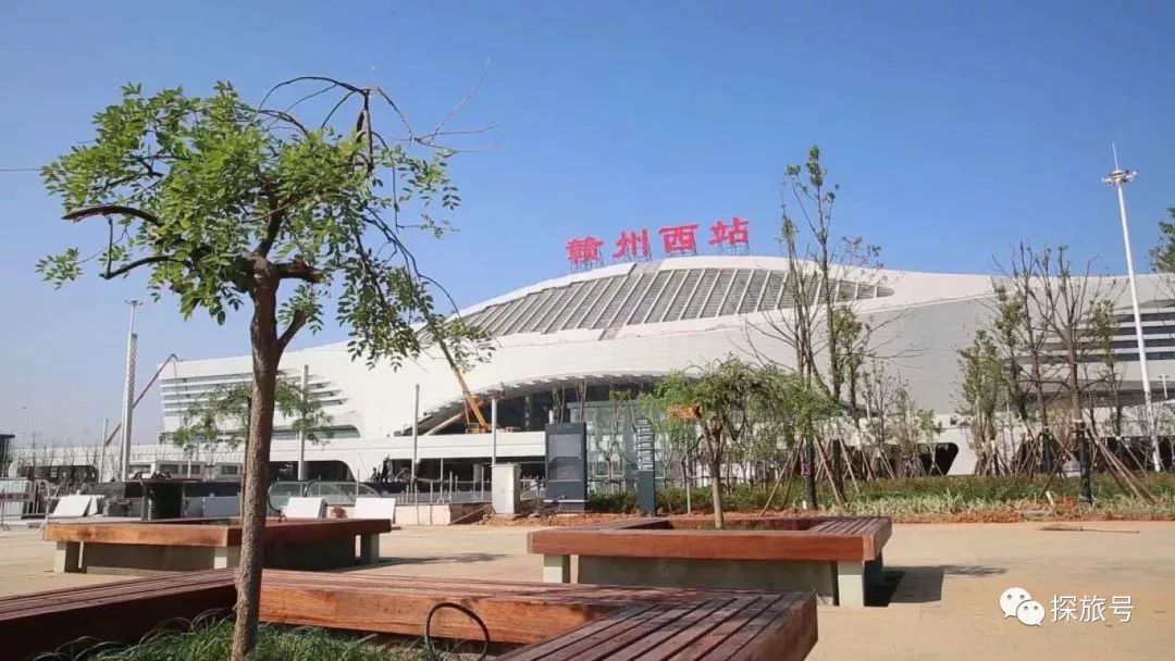 深赣高铁最新动态，启程号角响起，自然美景之旅启航