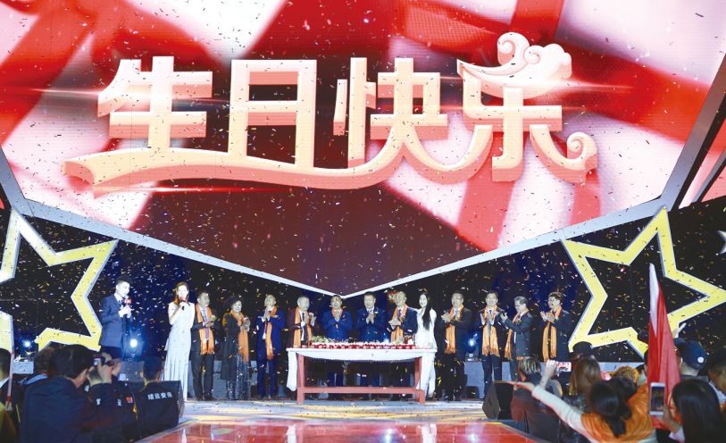 宇恩生日派对独家图片曝光，盛典现场评测与介绍