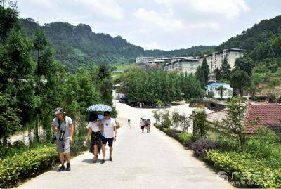 邻水秘境探寻之旅，启程自然美景的十一月之旅
