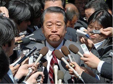 12月日本政坛风云变幻，热门话题解析与观点阐述
