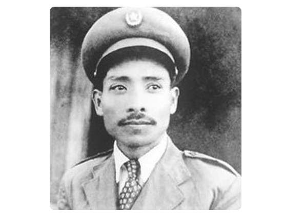唐建明少将的日常趣事与温情纽带，12月2日的温馨瞬间记录
