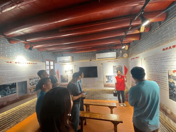 扎墨公路风云再起，揭秘十二月四号路况与成就之光