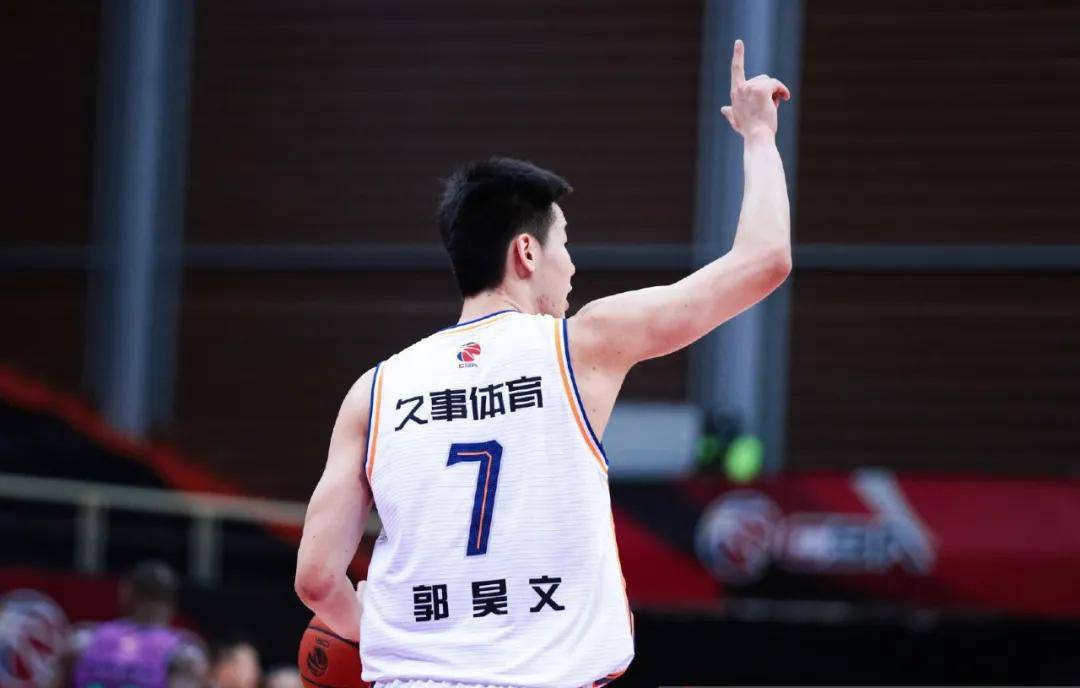 聚焦CBA联赛最新动态，球队排名大解密（2024年12月6日版）