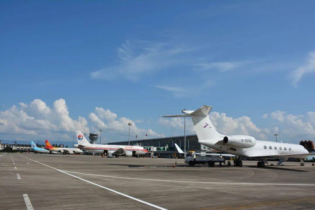 揭秘航班票价实时动态，12月10日航空公司票价查询指南