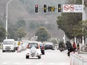 北京日常趣事与路况中的温情时光，拍照姿势与路况分享（2024年12月10日实时更新）