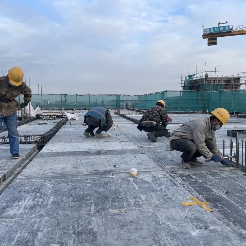 揭秘未来工地，智能监控摄像头全景实时监控至2024年12月14日的无限可能