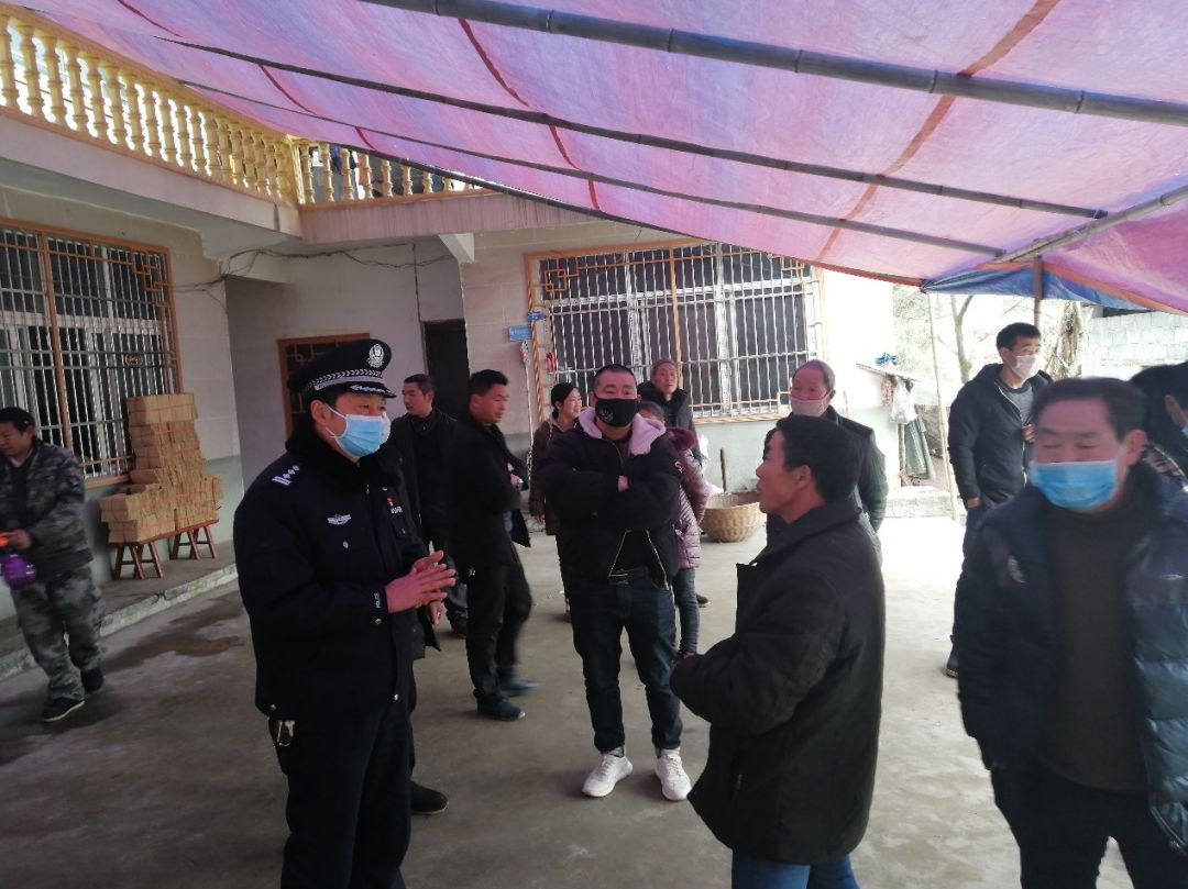 探秘恩施小巷深处的防疫故事，特色小店的温暖角落，恩施疫情实时报道（XXXX年XX月XX日）