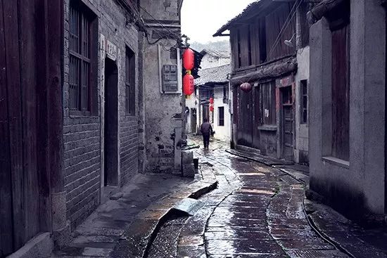 独家揭秘，十二月十八日特色小店的库存探秘与宝藏故事