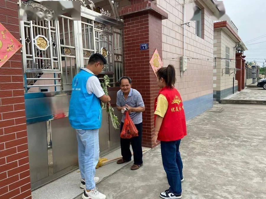不断学习与努力，人生的双翼飞翔之道