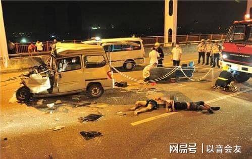 阳西突发山洪事故视频，阳西最近车祸视频 