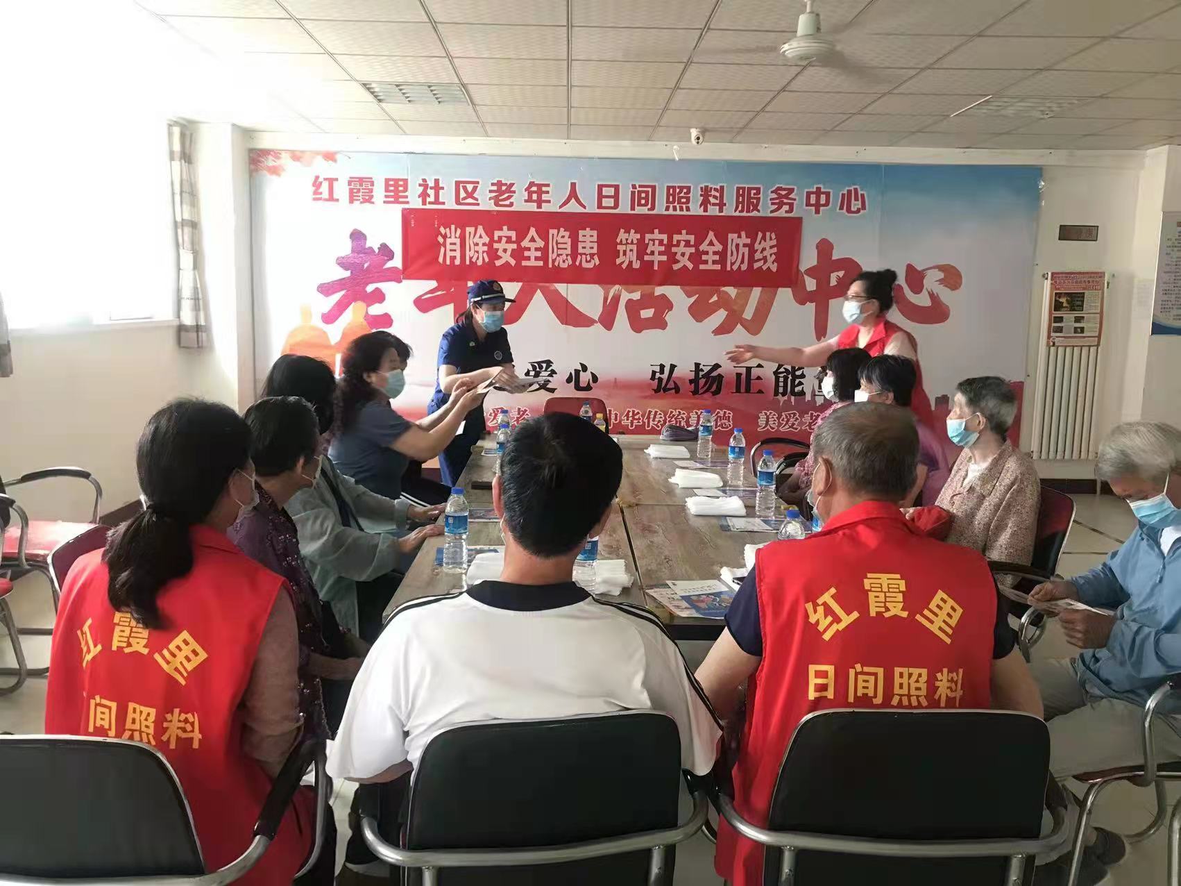 物业闯岗突发宣传，物业人员遇到突发情况怎么处理 