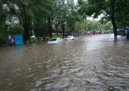湖州突发大暴雨，湖州下雨 