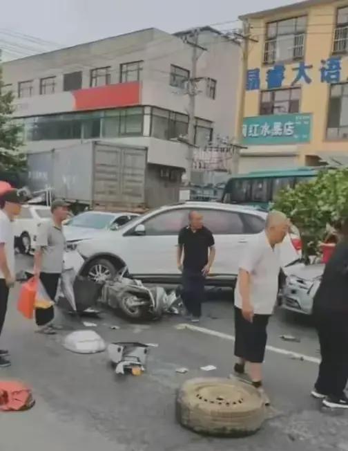 突发车祸现场小说，突发 车祸 
