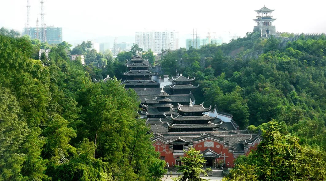 岳麓山精华半天游攻略，探秘山中美景，尽享半日悠闲