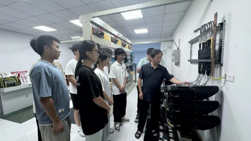 市委落实年，襄阳实践与探索之路