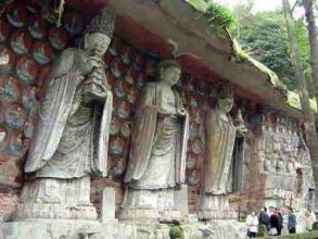 「重庆大足必游指南，探索神秘石刻，体验绝佳旅游攻略！」