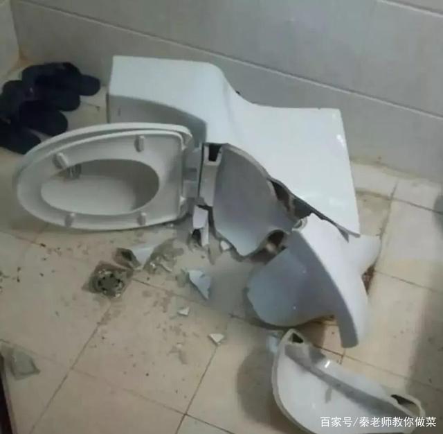 精控人与马桶的较量，技术VS舒适度，最新对话揭秘！