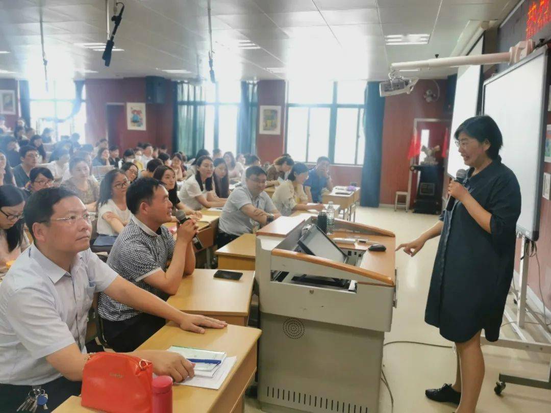 杨老师今日头条最新动态揭秘