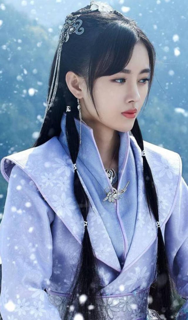 独家揭秘，刘亦菲的多维魅力，令人惊艳！