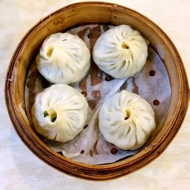 广州美食之旅，小吃攻略一网打尽！