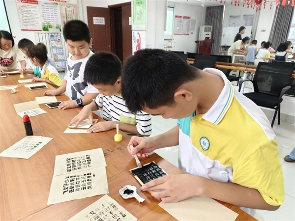 专题教育顺口溜视频，寓教于乐的新潮流！