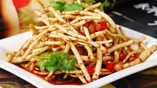 成都独家折耳根，独特美食之旅，不容错过的味蕾盛宴！